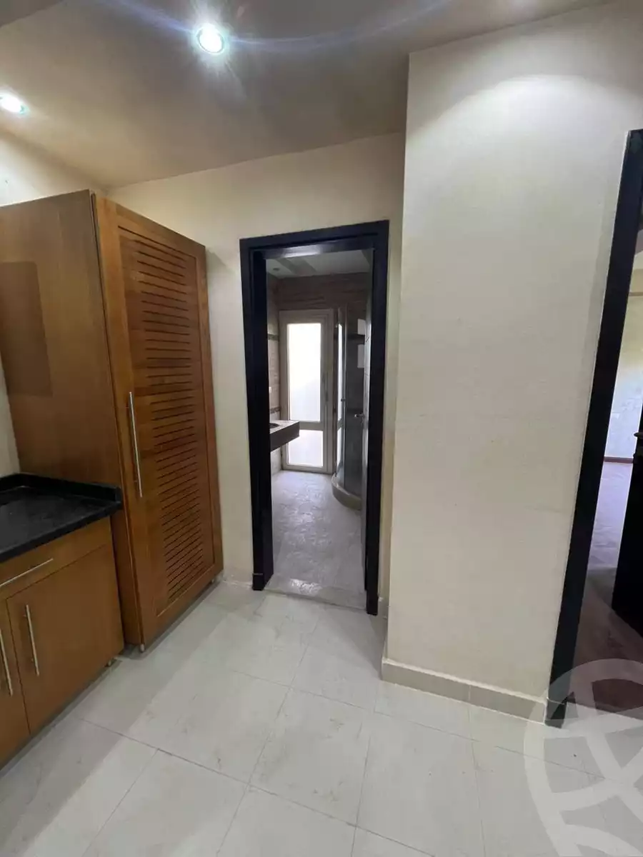 https://aqarmap.com.eg/en/listing/6374890-for-rent-cairo-el-sheikh-zayed-city-compounds-dh-drys
