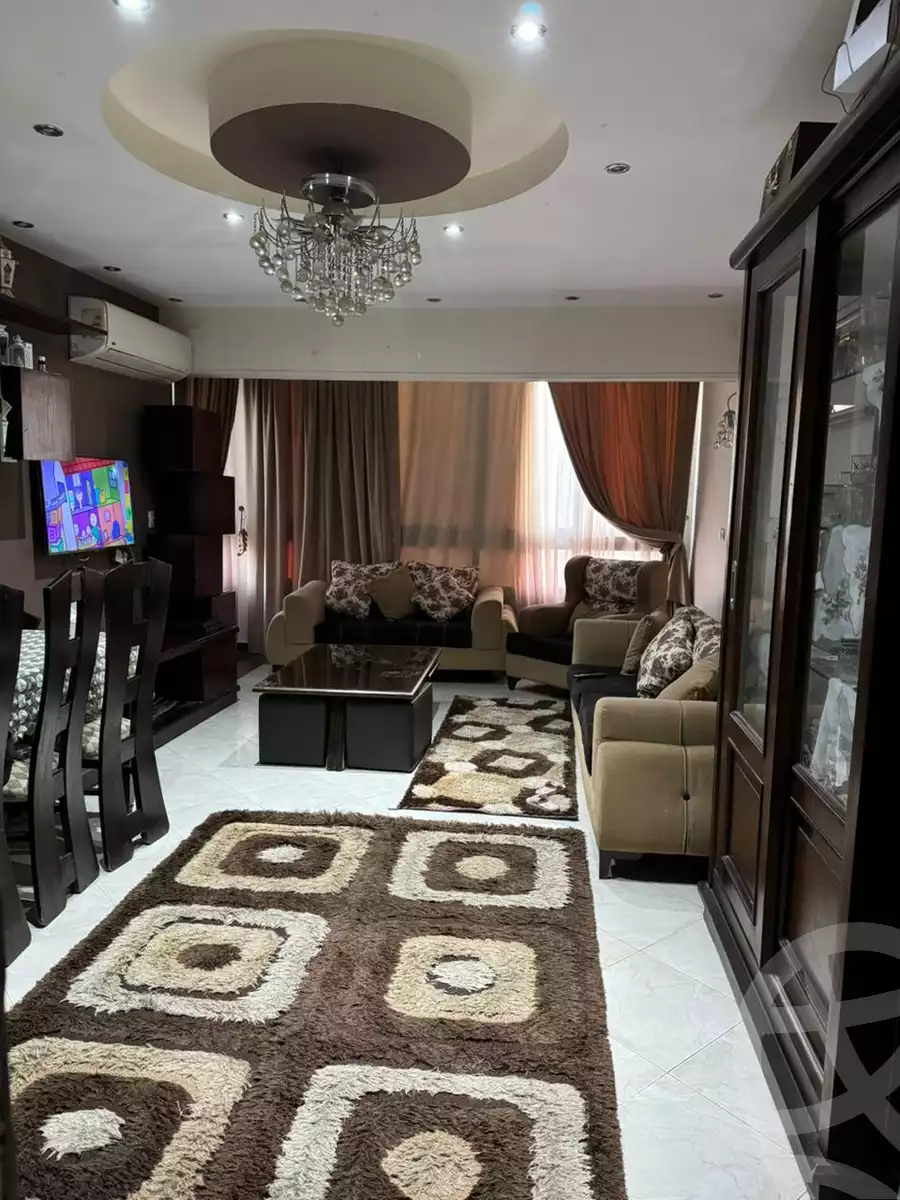 https://aqarmap.com.eg/ar/listing/6375192-for-sale-cairo-new-cairo-compounds-kmbwnd-rwd-lzhr