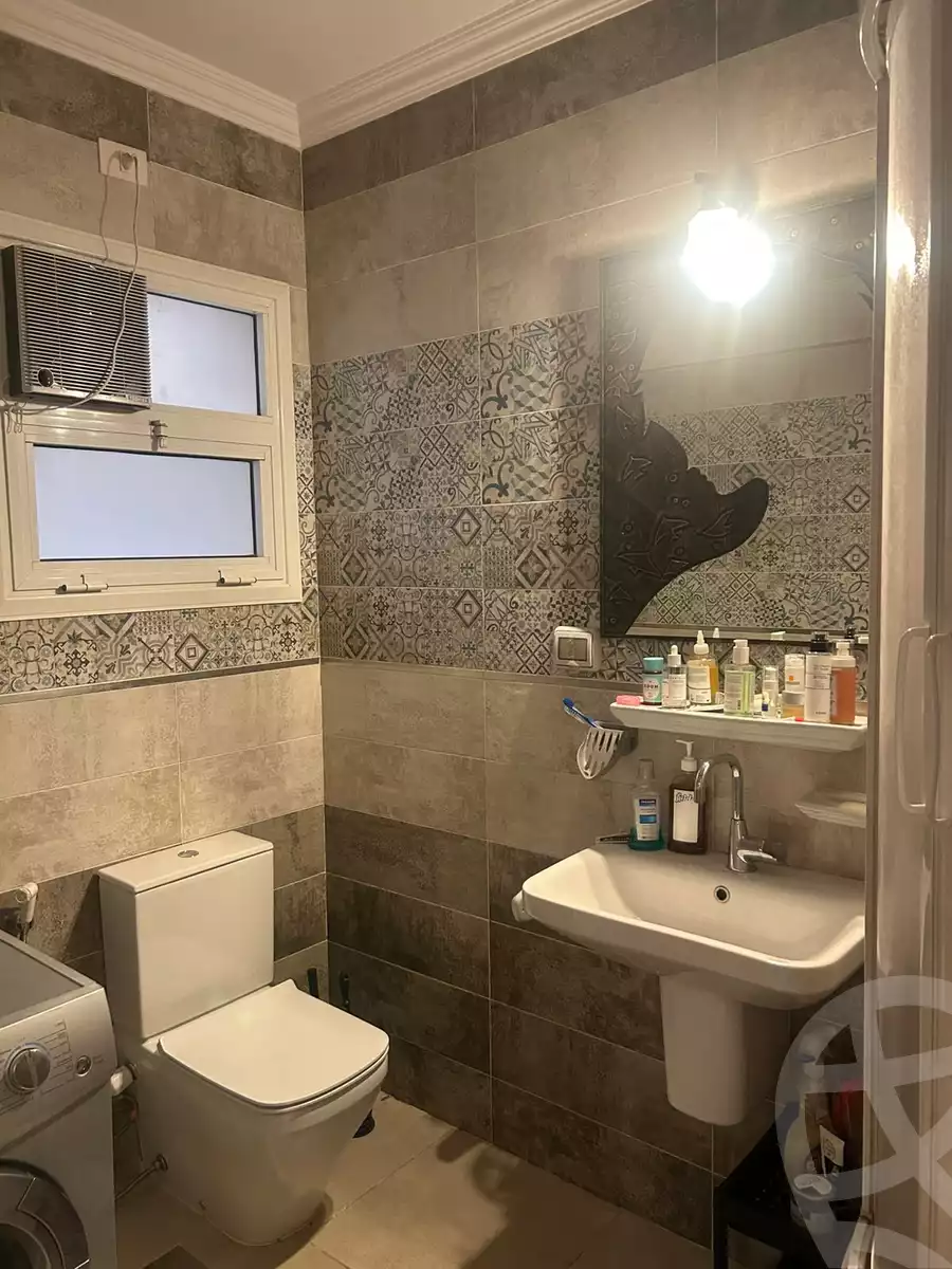 https://aqarmap.com.eg/ar/listing/6375362-for-rent-cairo-new-cairo-lrhb-city-phase-1-ahmed-rami-st