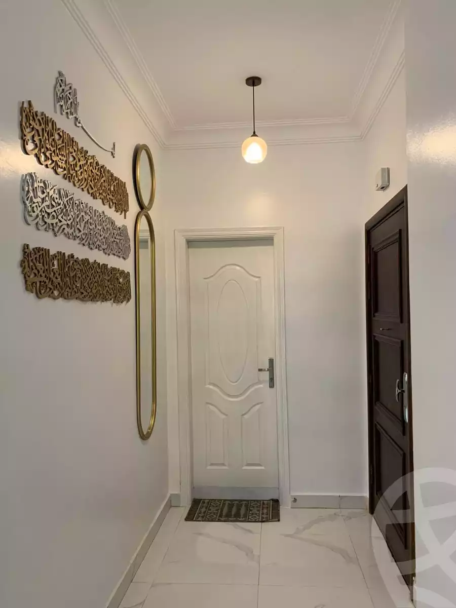https://aqarmap.com.eg/ar/listing/6375369-for-rent-cairo-new-cairo-compounds-kmbwnd-lnkhyl