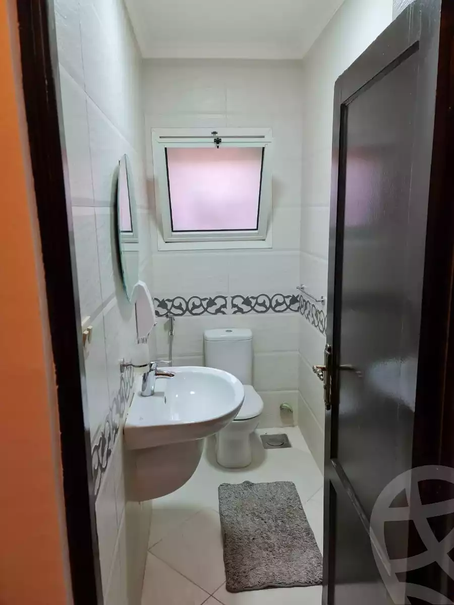 https://aqarmap.com.eg/en/listing/6375399-for-rent-cairo-new-cairo-lrhb-city-phase-2-amr-ibn-el-aas-st