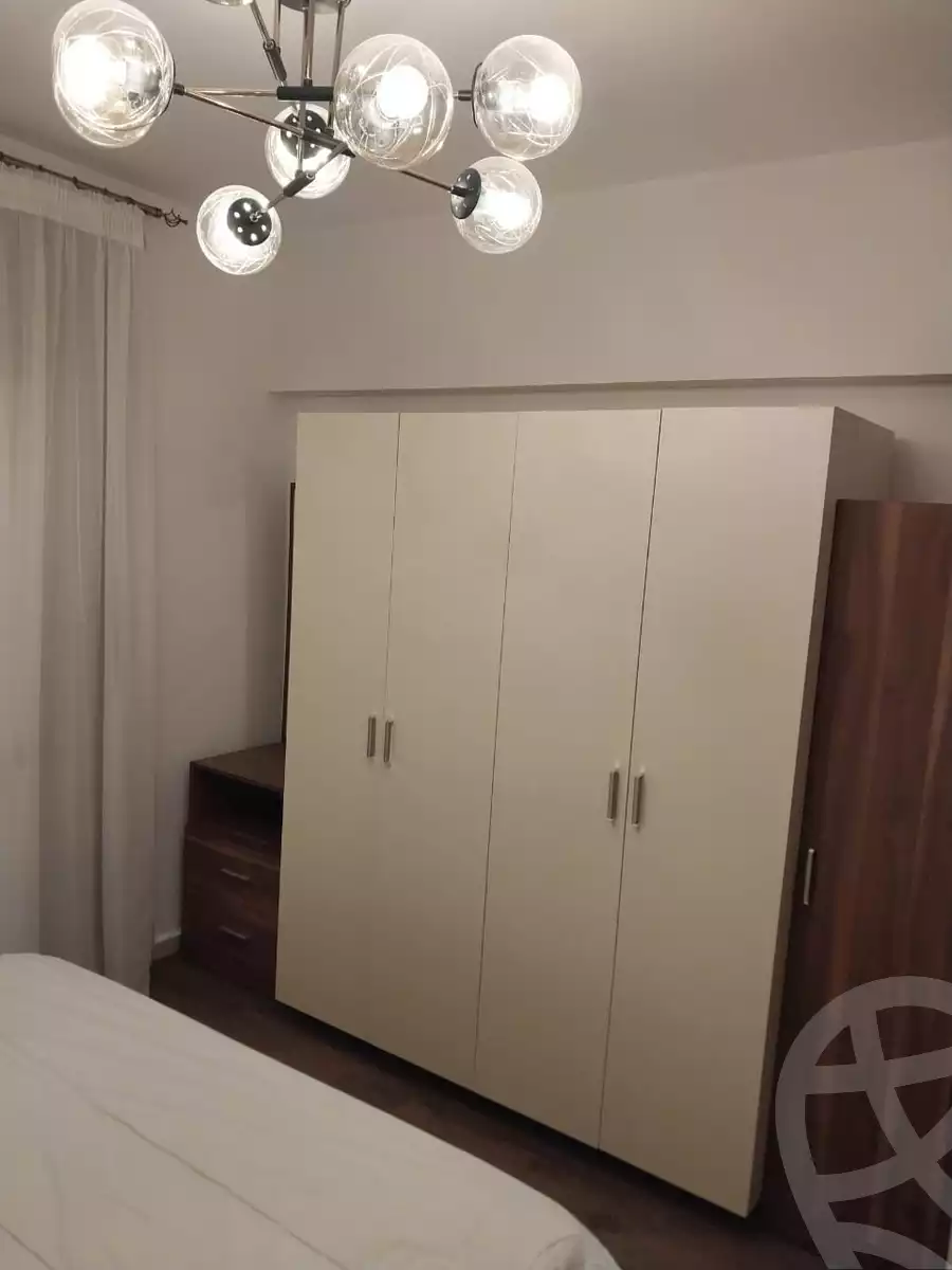https://aqarmap.com.eg/en/listing/6375430-for-rent-cairo-new-cairo-lrhb-city-phase-4-mohammed-farid-st