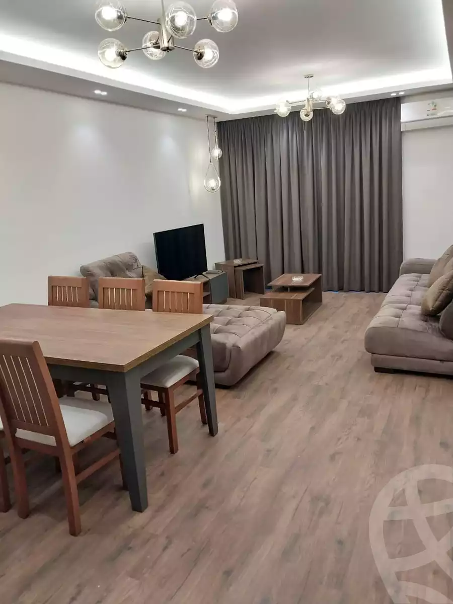 https://aqarmap.com.eg/en/listing/6375430-for-rent-cairo-new-cairo-lrhb-city-phase-4-mohammed-farid-st