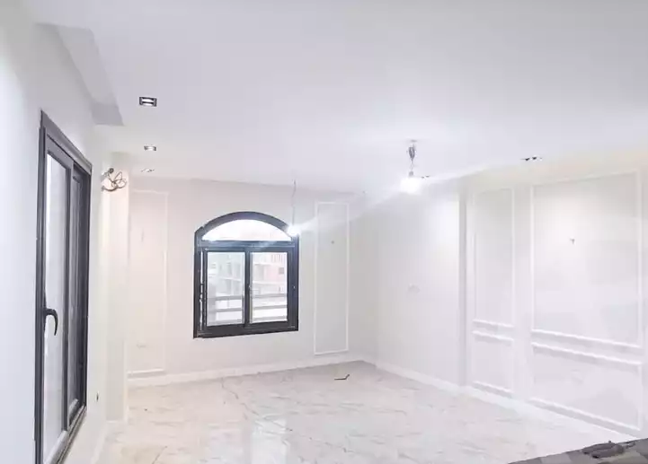 https://aqarmap.com.eg/en/listing/6375750-for-sale-cairo-mokattam-lhdb-l-ly-el-naforah-square