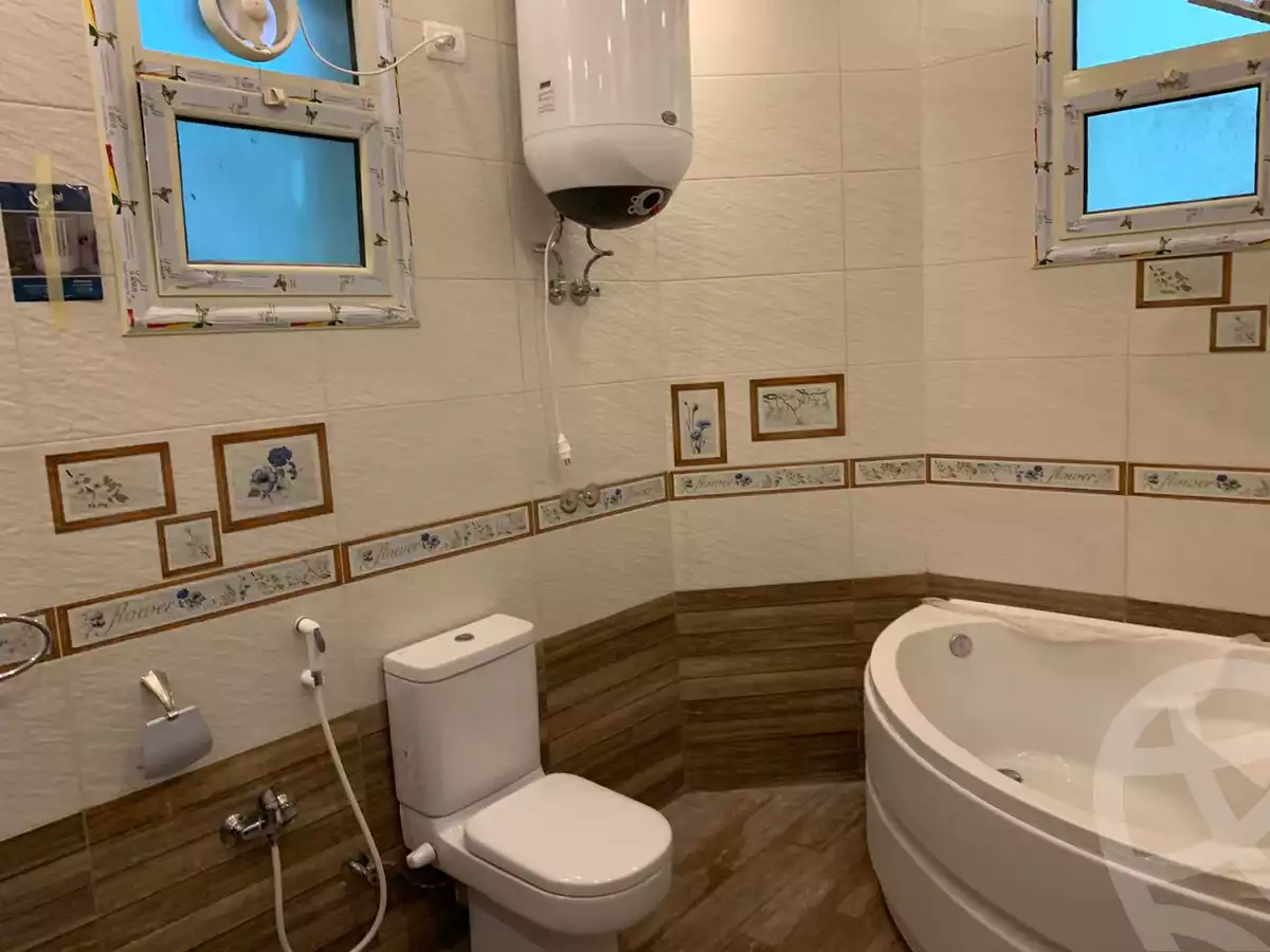 https://aqarmap.com.eg/en/listing/6376515-for-sale-cairo-el-sheikh-zayed-city-compounds-beverly-hills