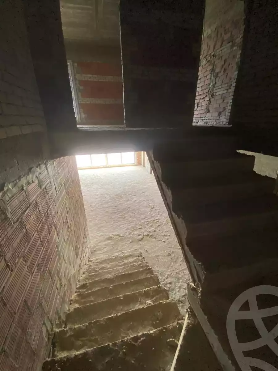 https://aqarmap.com.eg/ar/listing/6376897-for-sale-cairo-new-cairo-compounds-mwntn-fyw-y-syty-club-park-mountain-view-icity