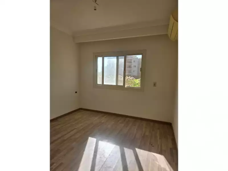 https://aqarmap.com.eg/ar/listing/6273210-for-rent-cairo-el-sheikh-zayed-city-compounds-dh-drys