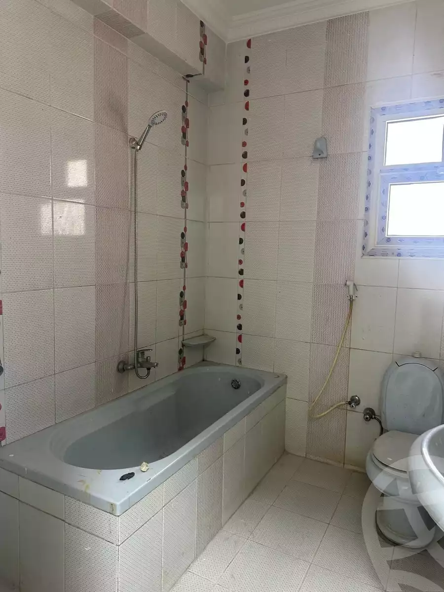 https://aqarmap.com.eg/ar/listing/6378283-for-rent-sharqia-zagazig-zagazig-city-al-shahid-taiar-ahmed-bakr-st