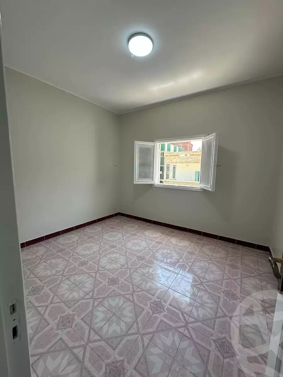 https://aqarmap.com.eg/ar/listing/6378283-for-rent-sharqia-zagazig-zagazig-city-al-shahid-taiar-ahmed-bakr-st