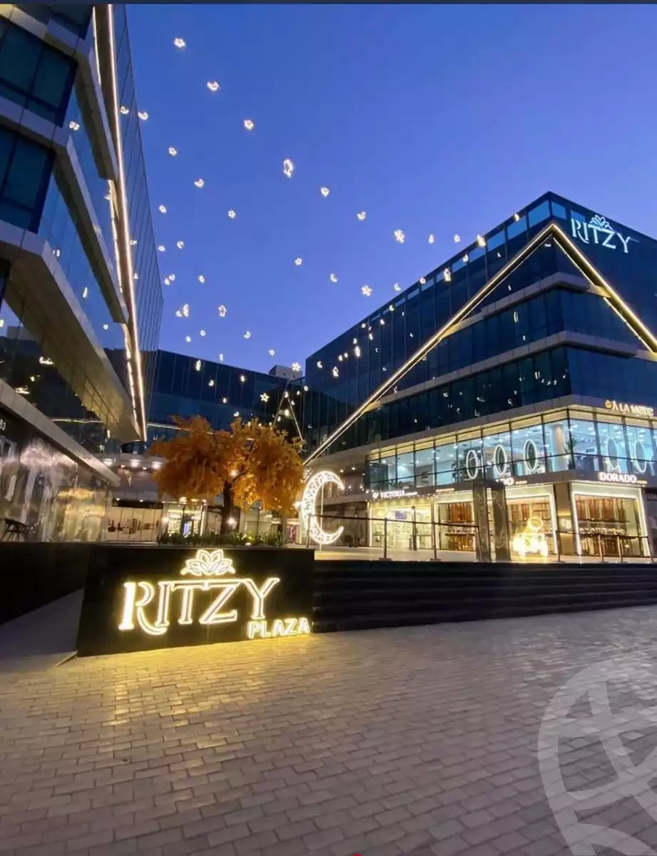 https://aqarmap.com.eg/ar/listing/6379819-for-sale-cairo-el-sheikh-zayed-city-compounds-summit-compound-ritzy
