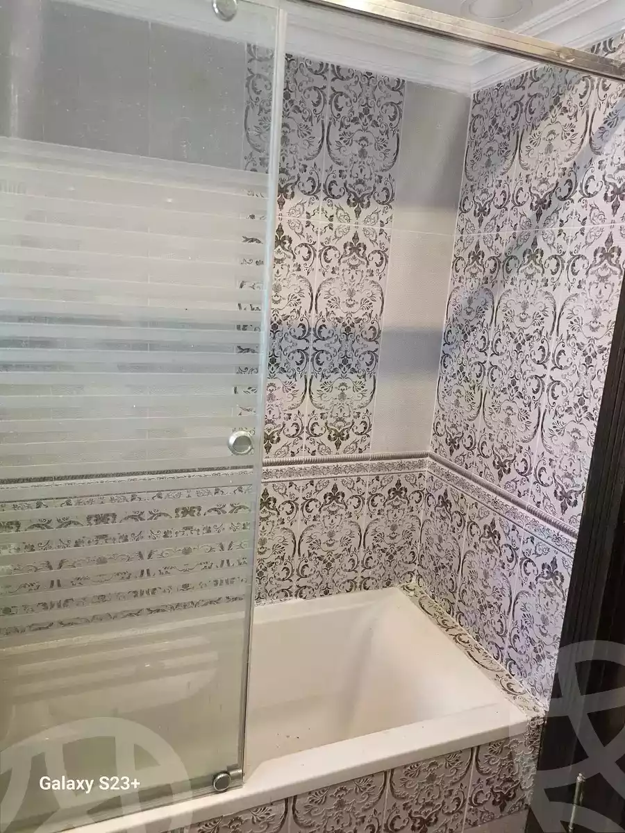 https://aqarmap.com.eg/en/listing/6380460-for-rent-cairo-el-sheikh-zayed-city-compounds-beverly-hills