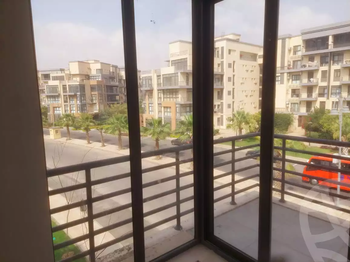 https://aqarmap.com.eg/ar/listing/6381970-for-sale-cairo-new-cairo-madinaty-eighth-zone-buildings-madinaty-b-8