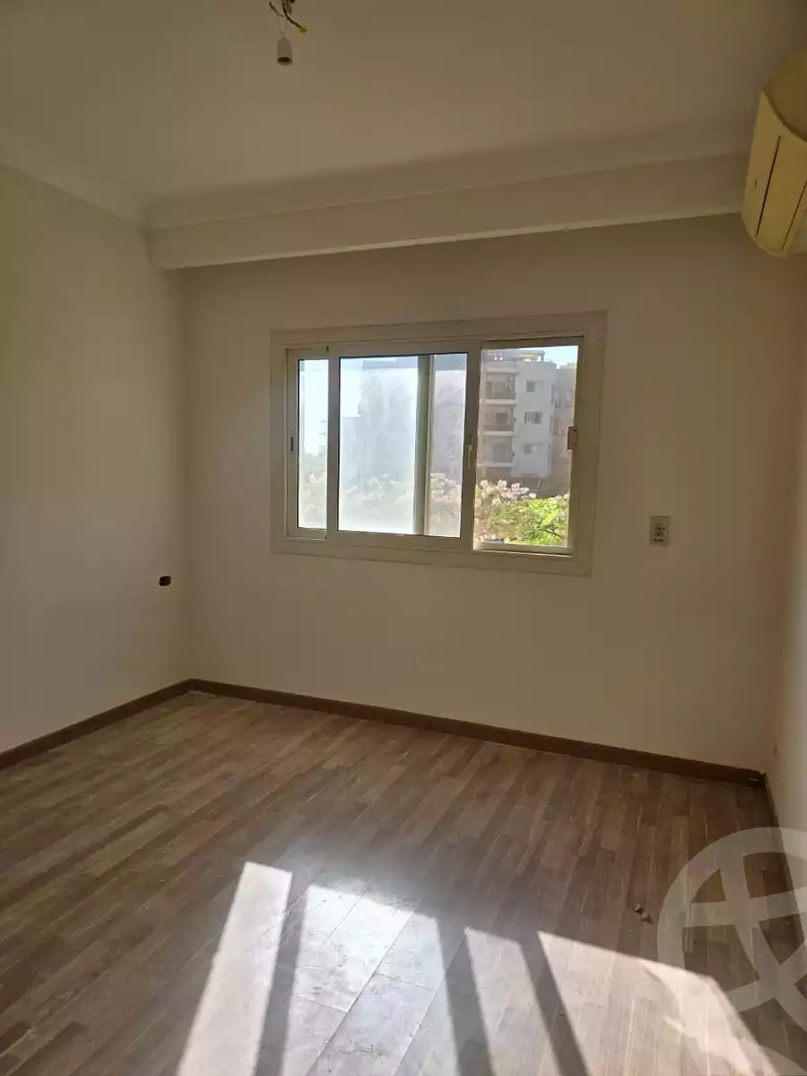 https://aqarmap.com.eg/ar/listing/6382137-for-rent-cairo-el-sheikh-zayed-city-compounds-dh-drys