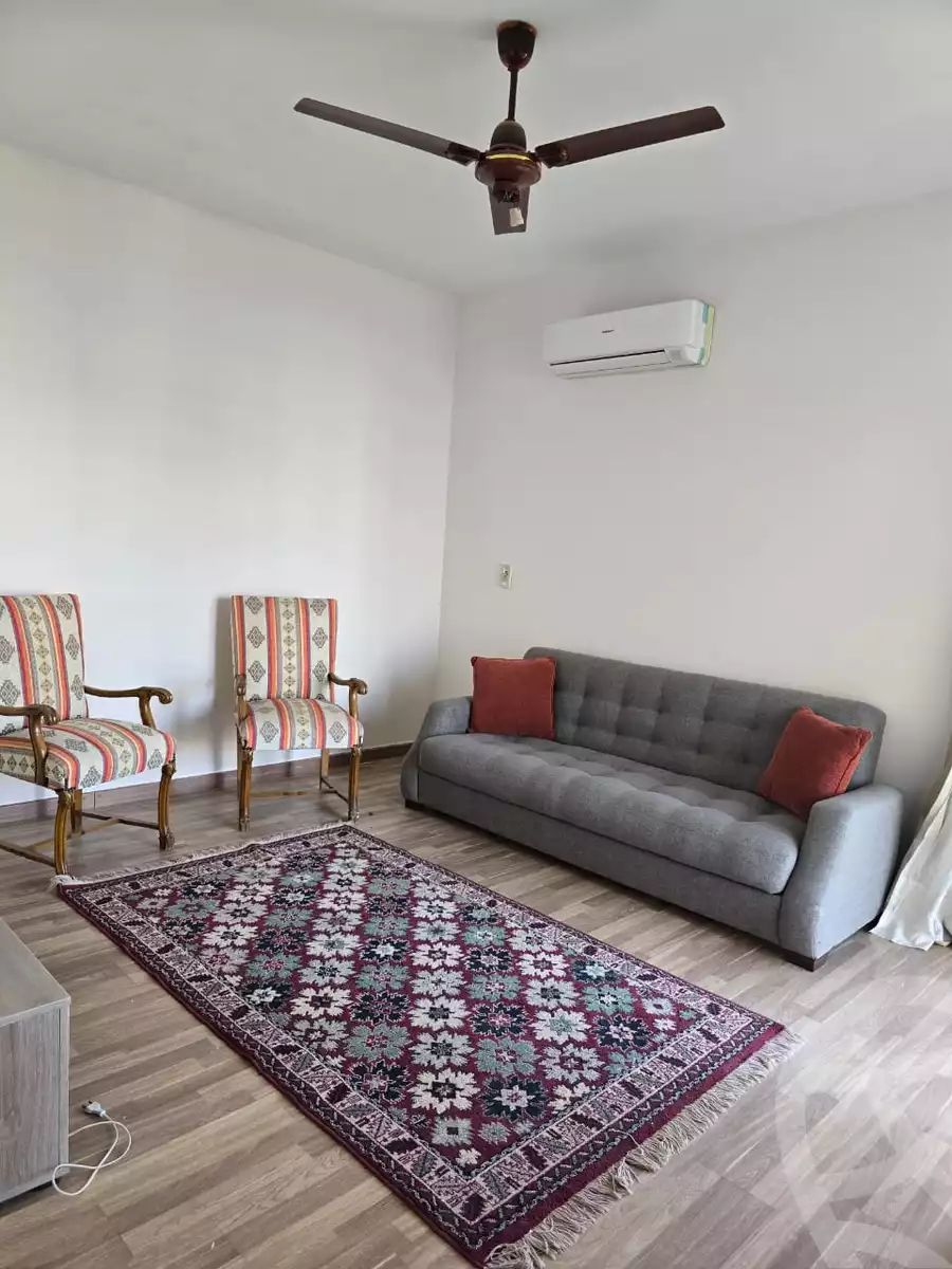 https://aqarmap.com.eg/en/listing/6382169-for-rent-cairo-el-sheikh-zayed-city-compounds-dh-drys
