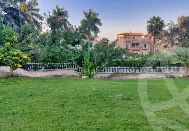 https://aqarmap.com.eg/en/listing/6382190-for-sale-cairo-el-sheikh-zayed-city-compounds-zayed-2000
