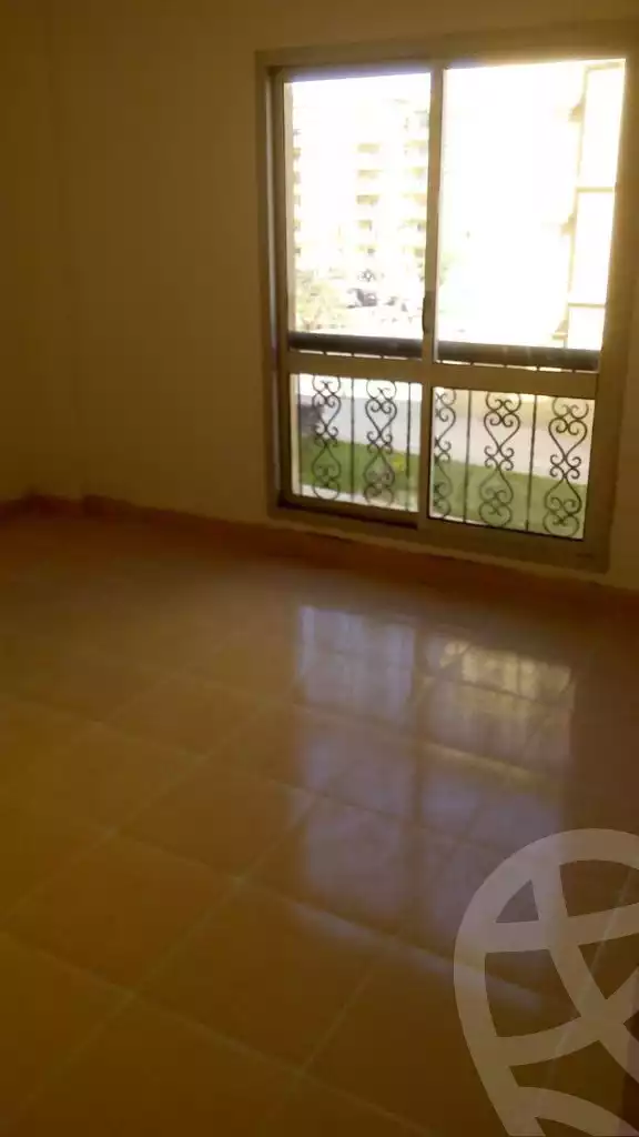 https://aqarmap.com.eg/ar/listing/6382331-for-sale-cairo-new-cairo-lrhb-city-mtdd-lrhb-phase-8