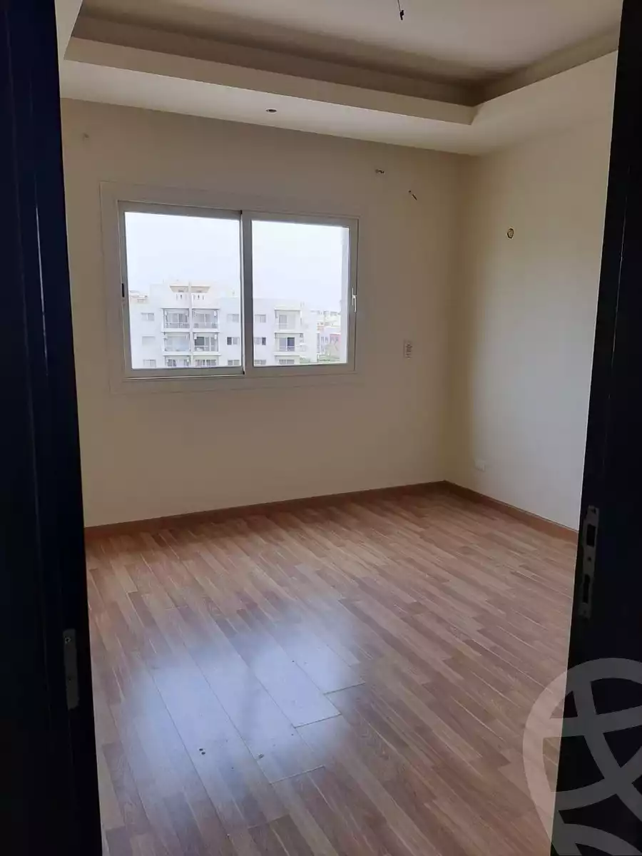 https://aqarmap.com.eg/en/listing/6382493-for-sale-cairo-el-sheikh-zayed-city-compounds-dh-drys