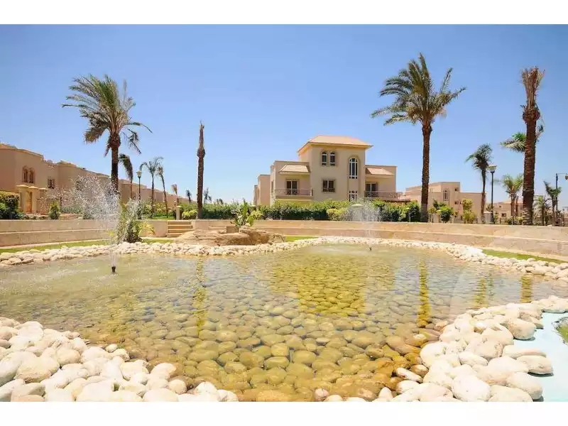 https://aqarmap.com.eg/ar/listing/6382694-for-sale-cairo-el-sheikh-zayed-city-compounds-greens