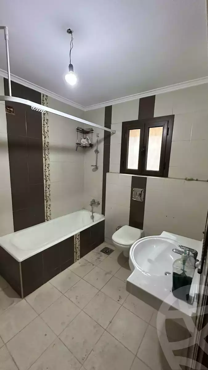 https://aqarmap.com.eg/ar/listing/6383309-for-sale-cairo-shoubra-rod-el-farag-shr-lmqsy
