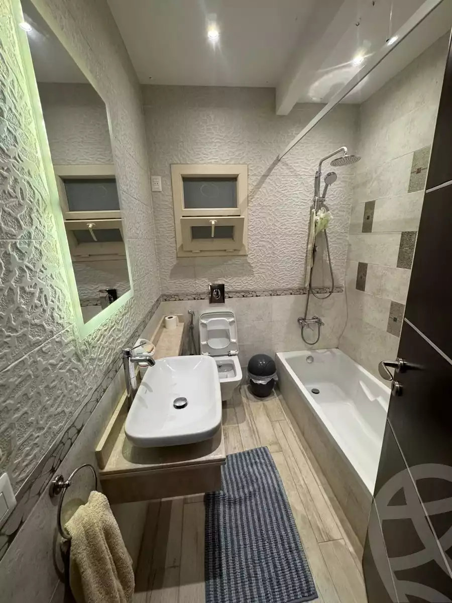 https://aqarmap.com.eg/ar/listing/6383621-for-sale-cairo-new-cairo-compounds-fountain-park