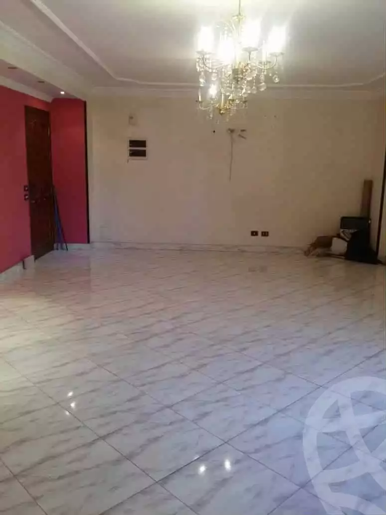 https://aqarmap.com.eg/ar/listing/6383815-for-sale-cairo-ljyz-shareaa-morad  charel degol
