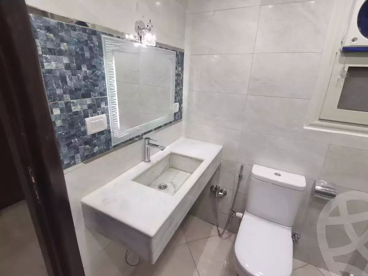 https://aqarmap.com.eg/ar/listing/6383850-for-rent-cairo-el-mohandesen-shareaa-ahmed-orabi