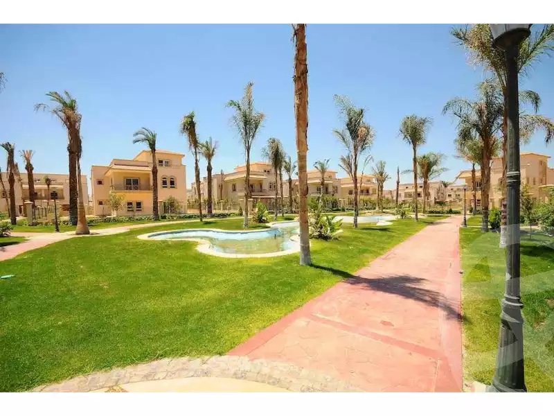 https://aqarmap.com.eg/ar/listing/6384703-for-sale-cairo-el-sheikh-zayed-city-compounds-greens