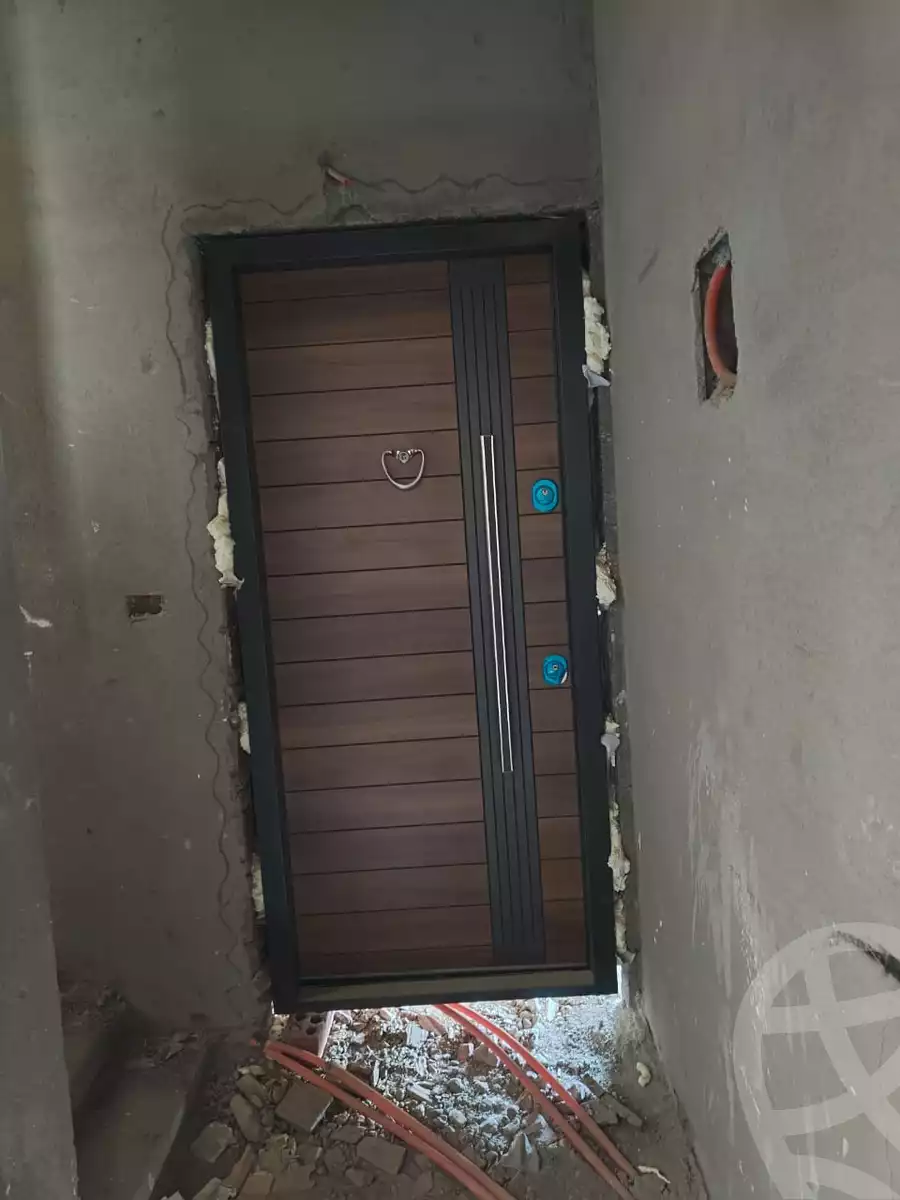 https://aqarmap.com.eg/en/listing/6385261-for-sale-cairo-new-cairo-bait-el-watan-south-suez-road-el-hay-el-takmely
