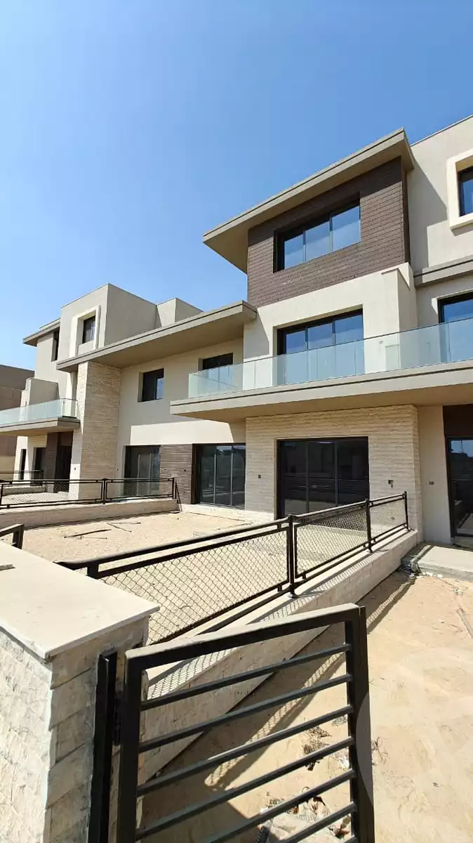 https://aqarmap.com.eg/ar/listing/6130088-for-sale-cairo-el-sheikh-zayed-city-lshykh-zyd-ljdyd-the-estates