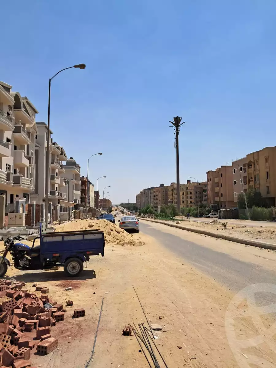 https://aqarmap.com.eg/ar/listing/6385622-for-sale-cairo-6th-of-october-el-wahatt-road