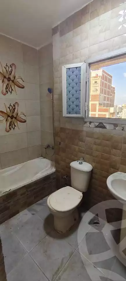 https://aqarmap.com.eg/en/listing/6389795-for-sale-alexandria-moharram-bey-ibn-mohasen-st