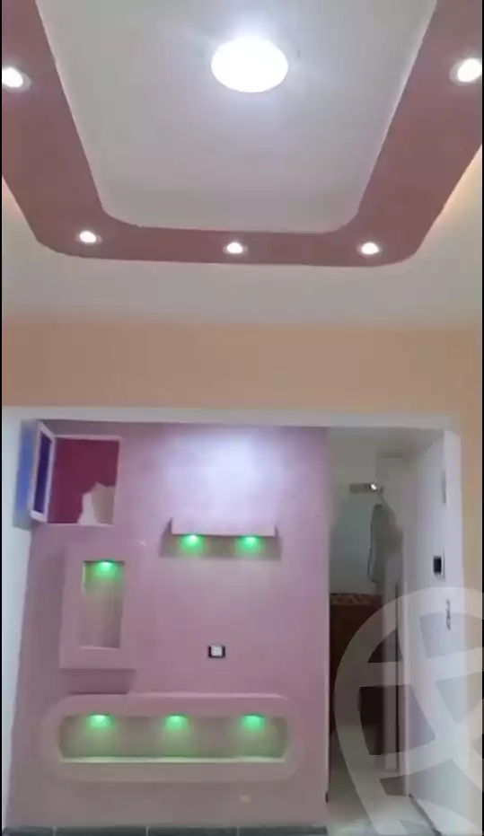 https://aqarmap.com.eg/ar/listing/6392660-for-sale-qalyubia-shubra-el-khaima-om-bayoumi