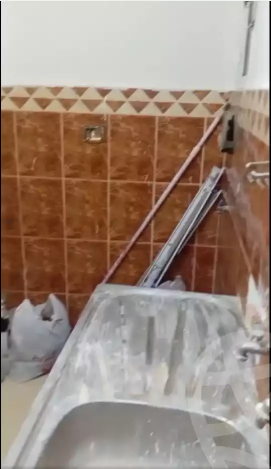 https://aqarmap.com.eg/ar/listing/6392660-for-sale-qalyubia-shubra-el-khaima-om-bayoumi