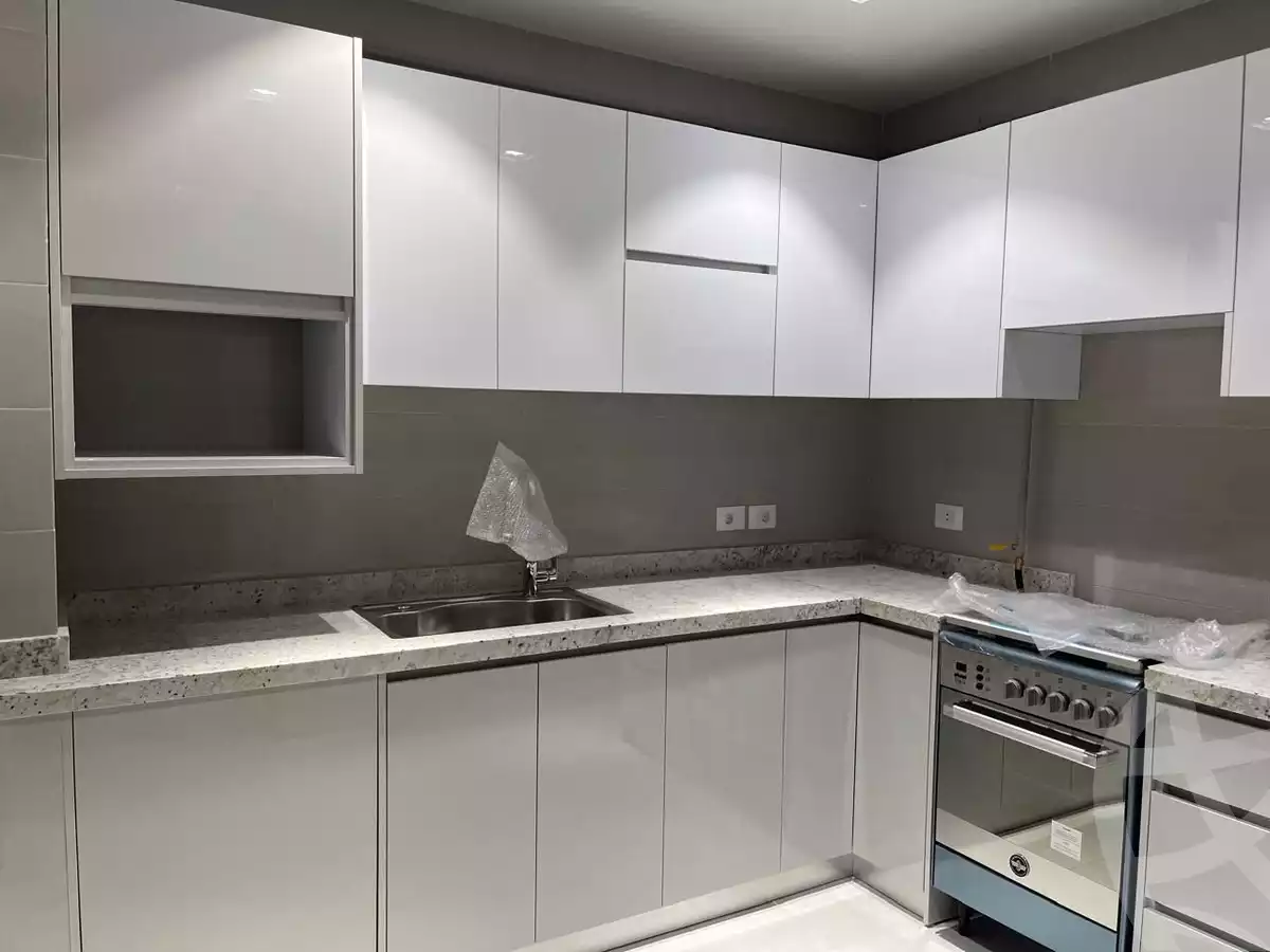 https://aqarmap.com.eg/en/listing/6394683-for-sale-cairo-el-sheikh-zayed-city-compounds-jewar
