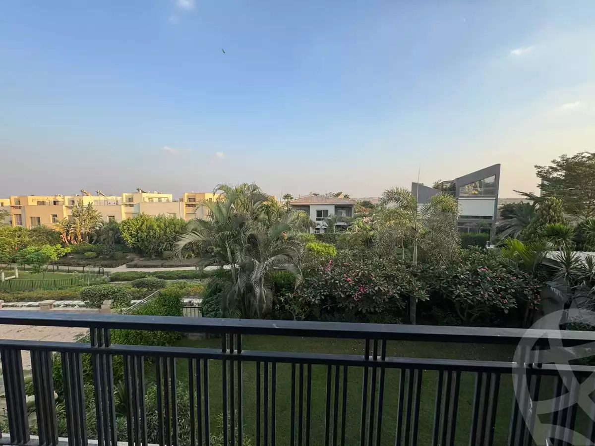https://aqarmap.com.eg/ar/listing/6394878-for-sale-cairo-el-sheikh-zayed-city-compounds-kmbwnd-ljry-swdyk