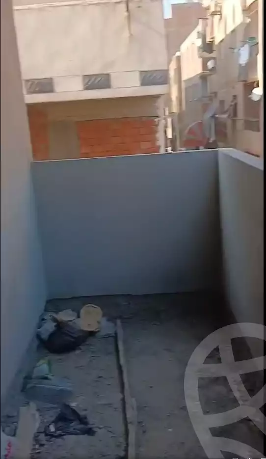https://aqarmap.com.eg/ar/listing/6396211-for-sale-qalyubia-shubra-el-khaima-om-bayoumi