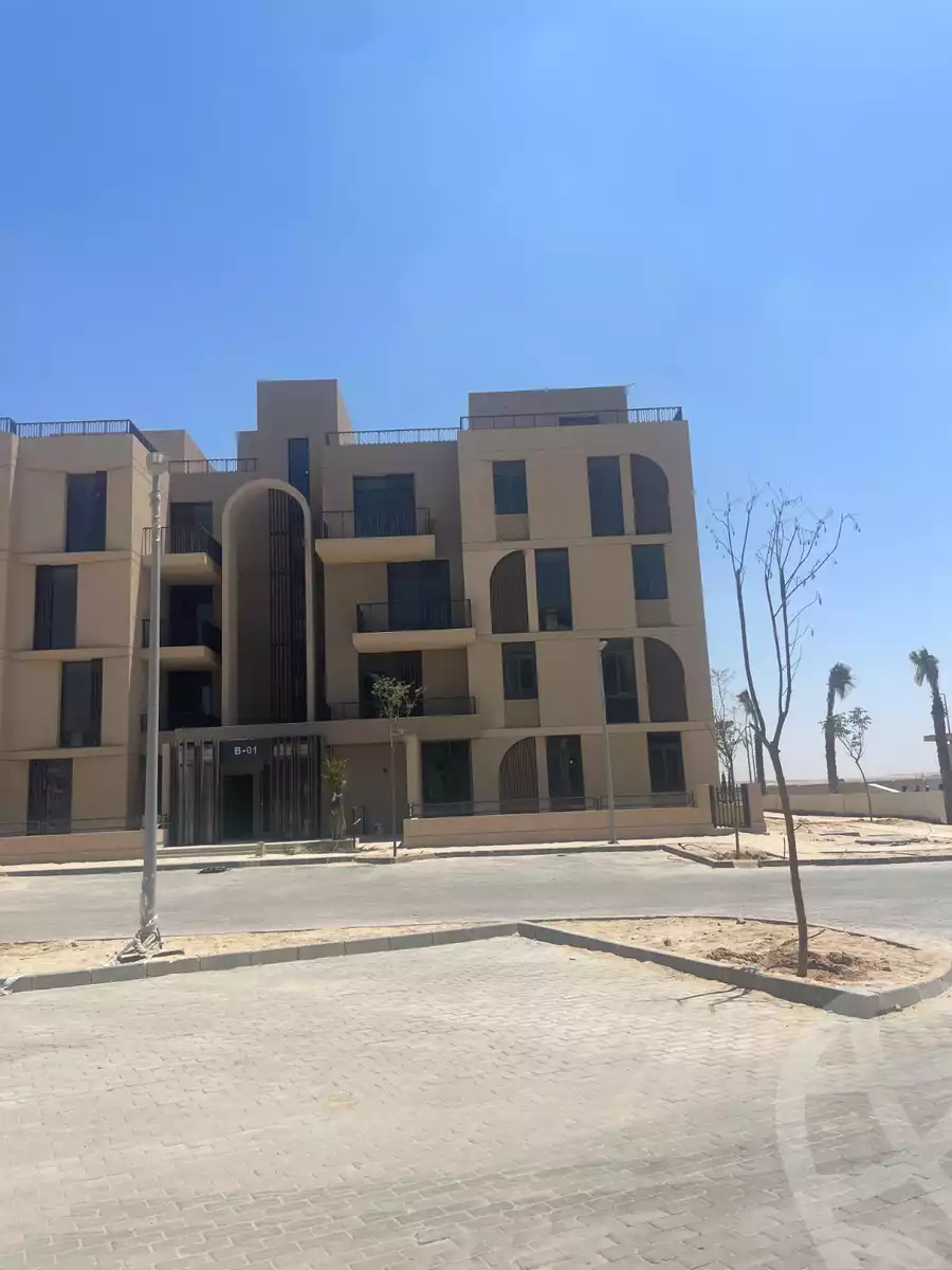 https://aqarmap.com.eg/en/listing/6397327-for-sale-cairo-el-sheikh-zayed-city-lshykh-zyd-ljdyd-vye