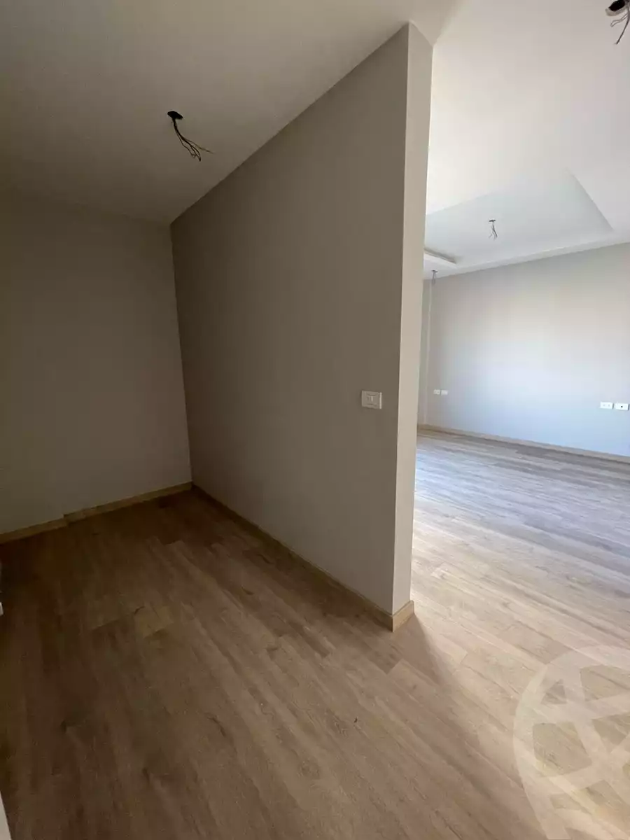 https://aqarmap.com.eg/en/listing/6399593-for-rent-cairo-el-sheikh-zayed-city-compounds-kmbwnd-fyldj-wyst-dr-llttwyr
