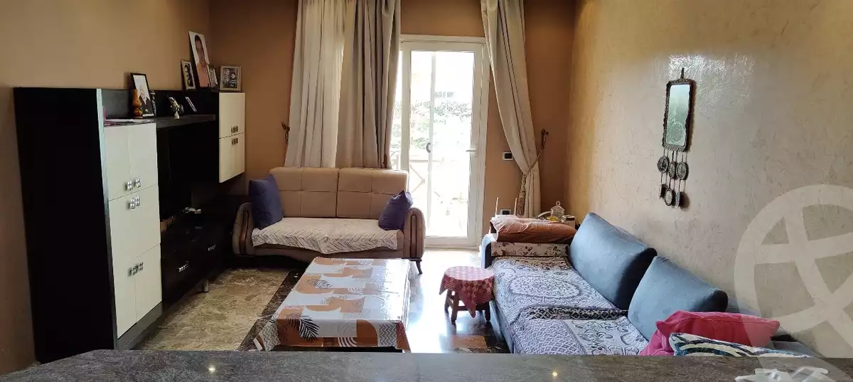 https://aqarmap.com.eg/en/listing/6400635-for-sale-cairo-el-sheikh-zayed-city-compounds-greens