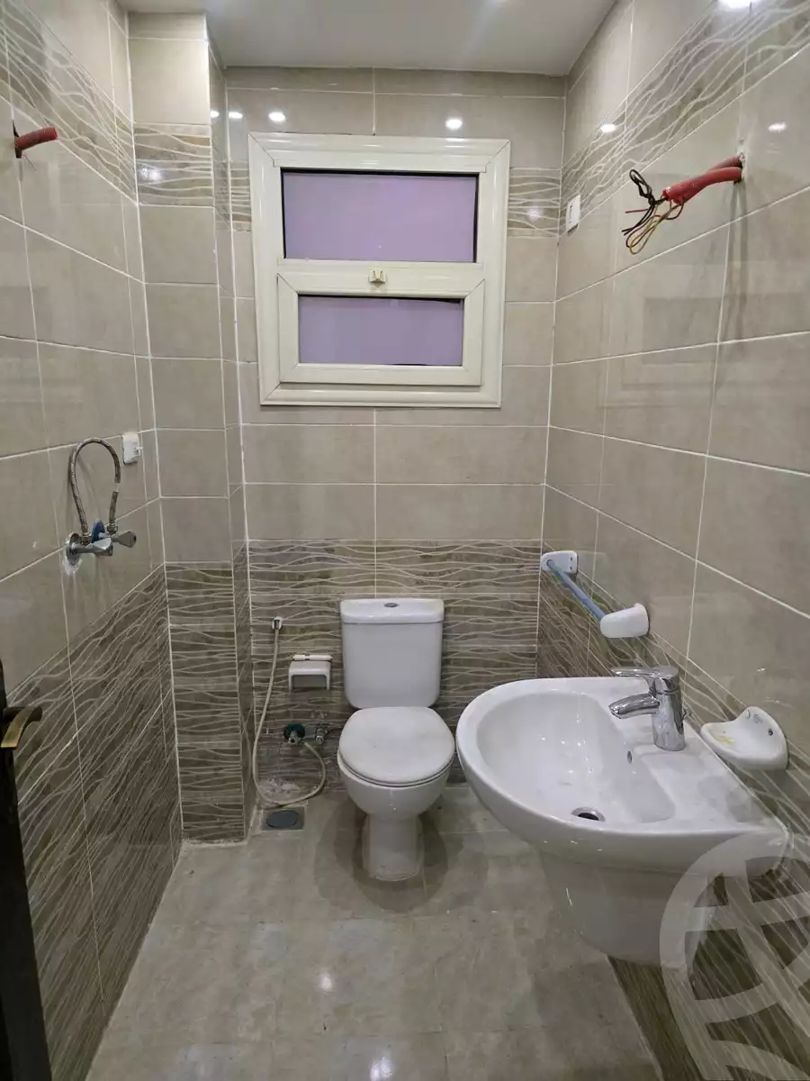 https://aqarmap.com.eg/en/listing/6400777-for-sale-cairo-el-sheikh-zayed-city-compounds-dr-msr