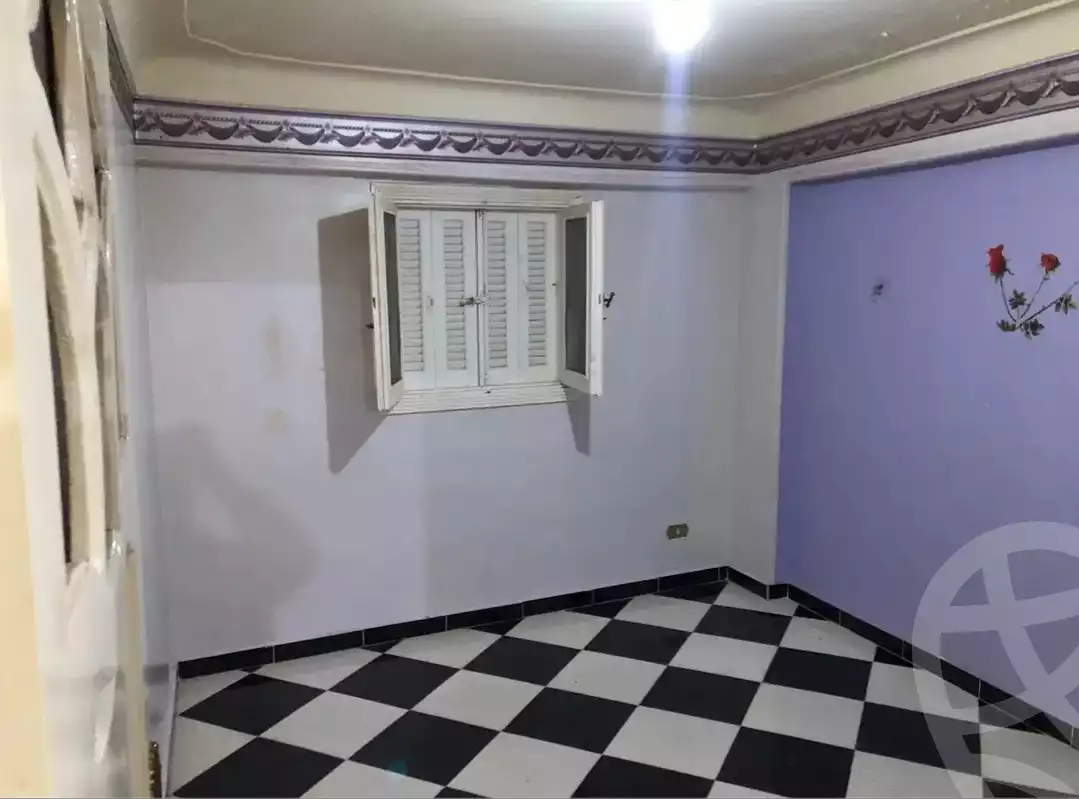 https://aqarmap.com.eg/en/listing/6401487-for-rent-alexandria-bw-qyr-street-25