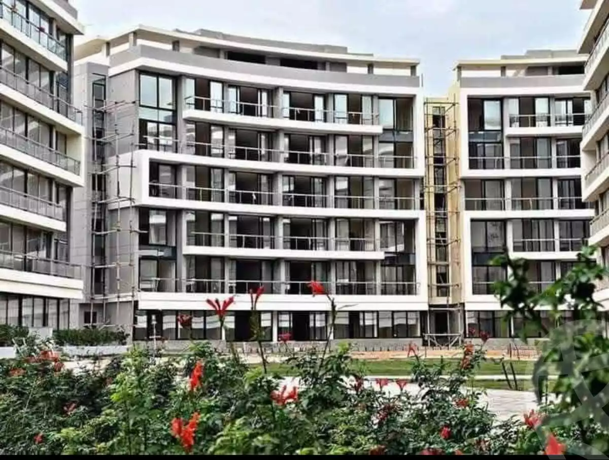 https://aqarmap.com.eg/en/listing/6402633-for-sale-cairo-6th-of-october-hadaeq-october-kmbwnd-fy-hdyq-ktwbr-lake-front