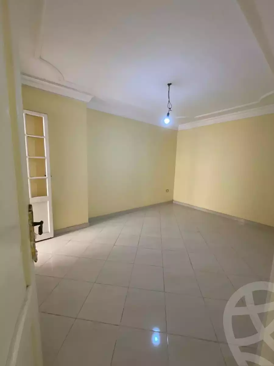 https://aqarmap.com.eg/ar/listing/6403019-for-sale-alexandria-ganaklis-shr-bw-qyr-tryq-lhry
