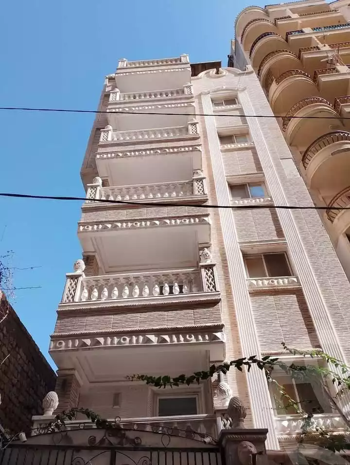 https://aqarmap.com.eg/en/listing/6405371-for-sale-alexandria-l-jmy-l-jmy-lbhry-hamdy-el-sebae-st