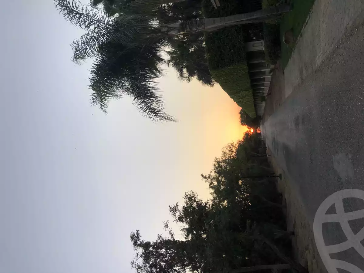 https://aqarmap.com.eg/en/listing/6406571-for-sale-cairo-el-sheikh-zayed-city-compounds-ofok-1