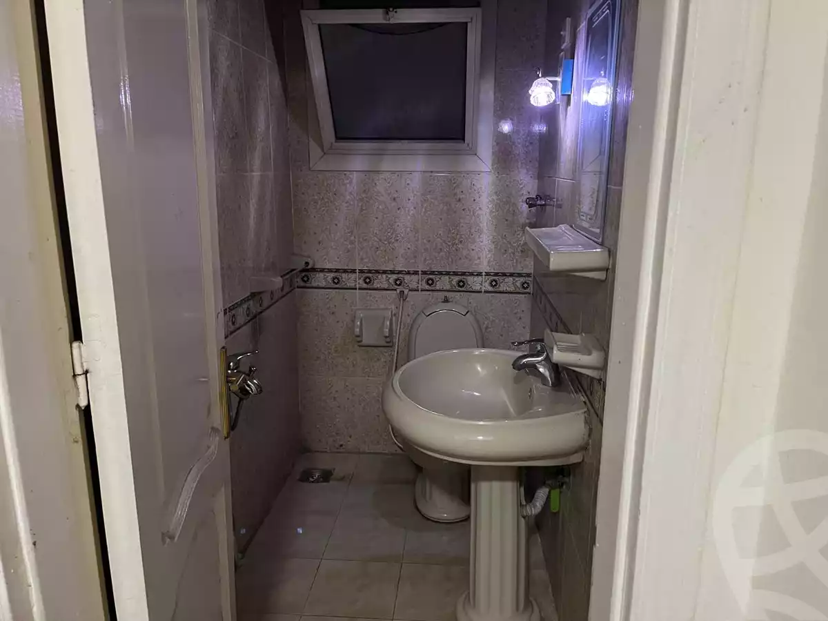 https://aqarmap.com.eg/en/listing/6410024-for-sale-cairo-nasr-city-hay-el-sefarat-sifarat-st