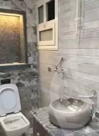 https://aqarmap.com.eg/en/listing/6413342-for-sale-qalyubia-shubra-el-khaima-byjm-el-dali-st