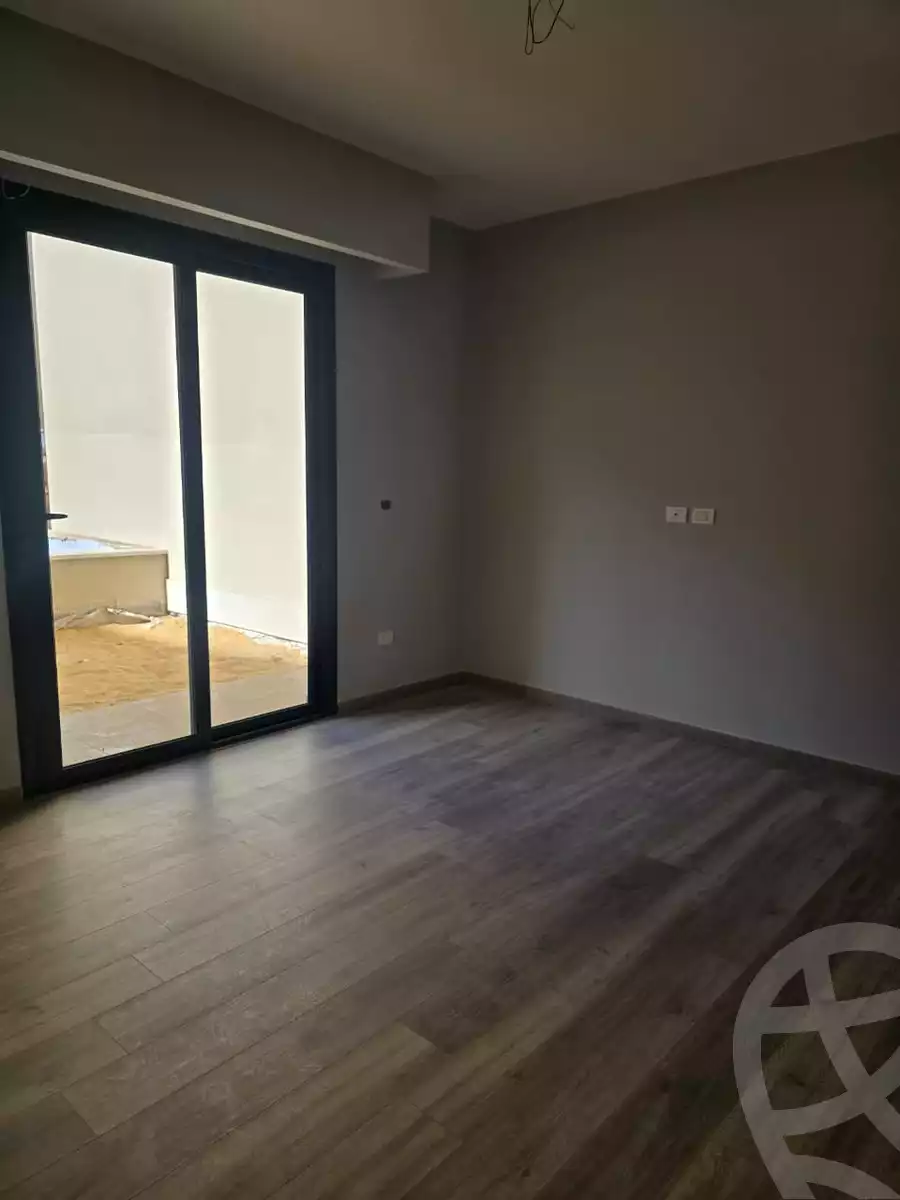 https://aqarmap.com.eg/ar/listing/6414540-for-rent-cairo-el-sheikh-zayed-city-compounds-kmbwnd-fyldj-wyst-dr-llttwyr