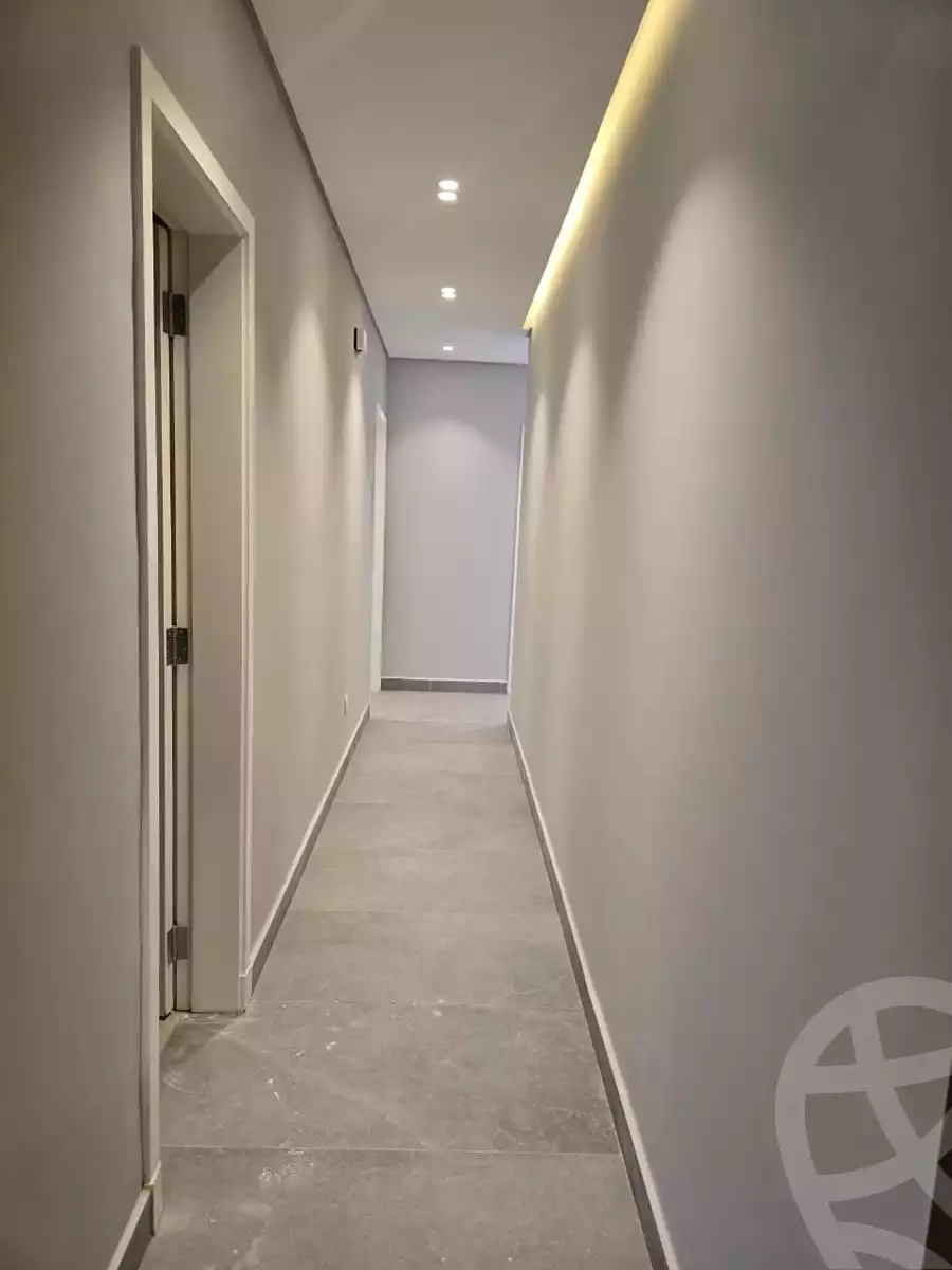 https://aqarmap.com.eg/ar/listing/6414540-for-rent-cairo-el-sheikh-zayed-city-compounds-kmbwnd-fyldj-wyst-dr-llttwyr