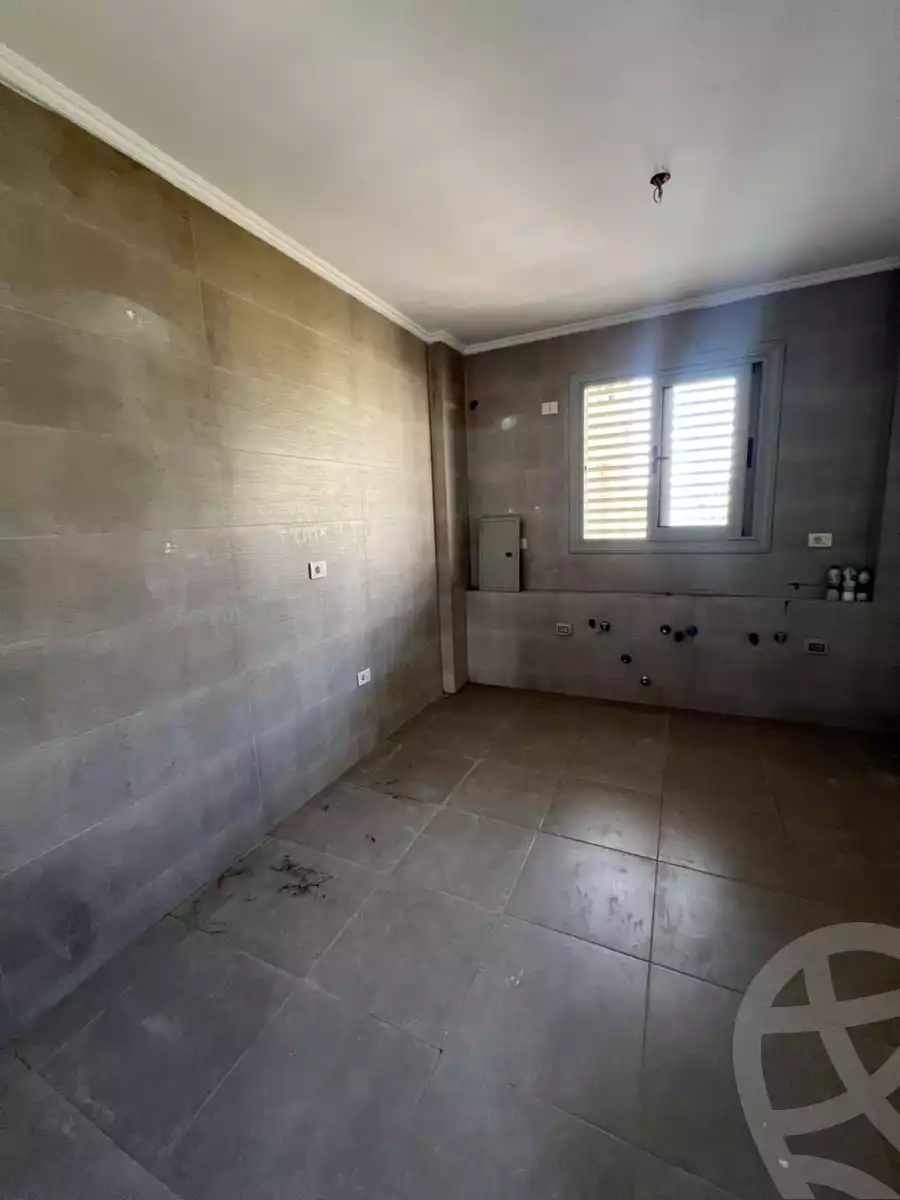 https://aqarmap.com.eg/en/listing/6421477-for-sale-cairo-6th-of-october-compounds-palm-parks